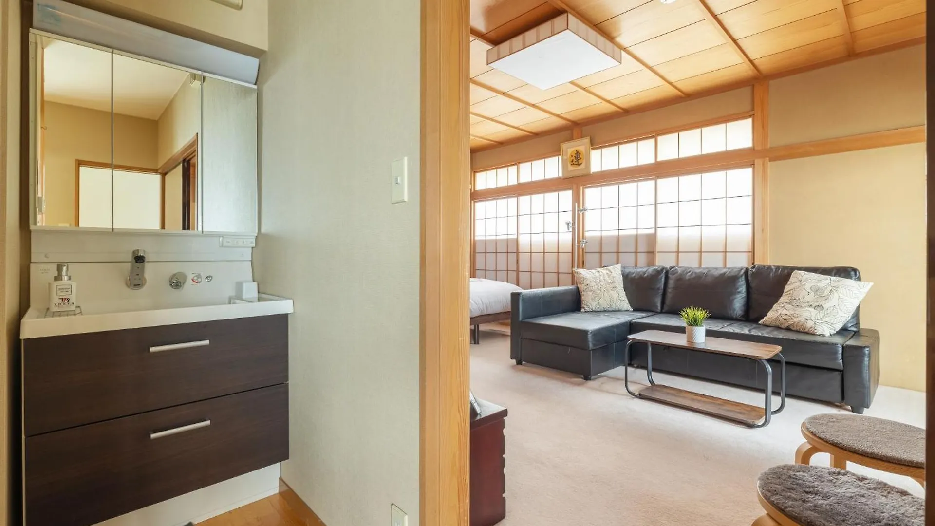 The Ivy Apartments, Best Location, Yoyogi!! Tokyo