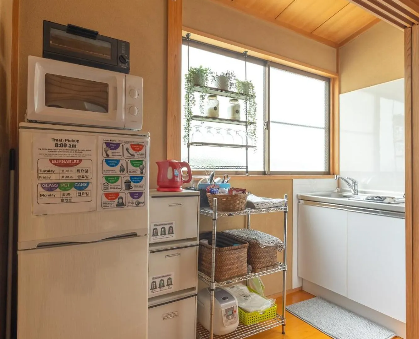 The Ivy Apartments, Best Location, Yoyogi!! Tokyo Apartment