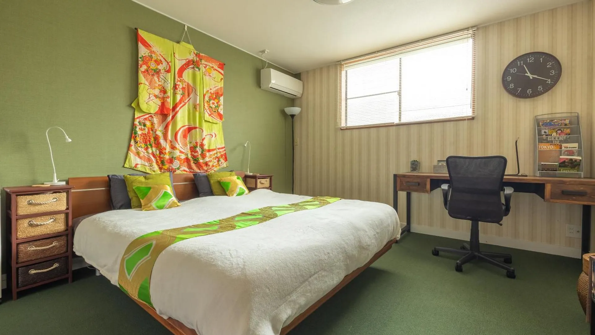 Apartment The Ivy Apartments, Best Location, Yoyogi!! Tokyo