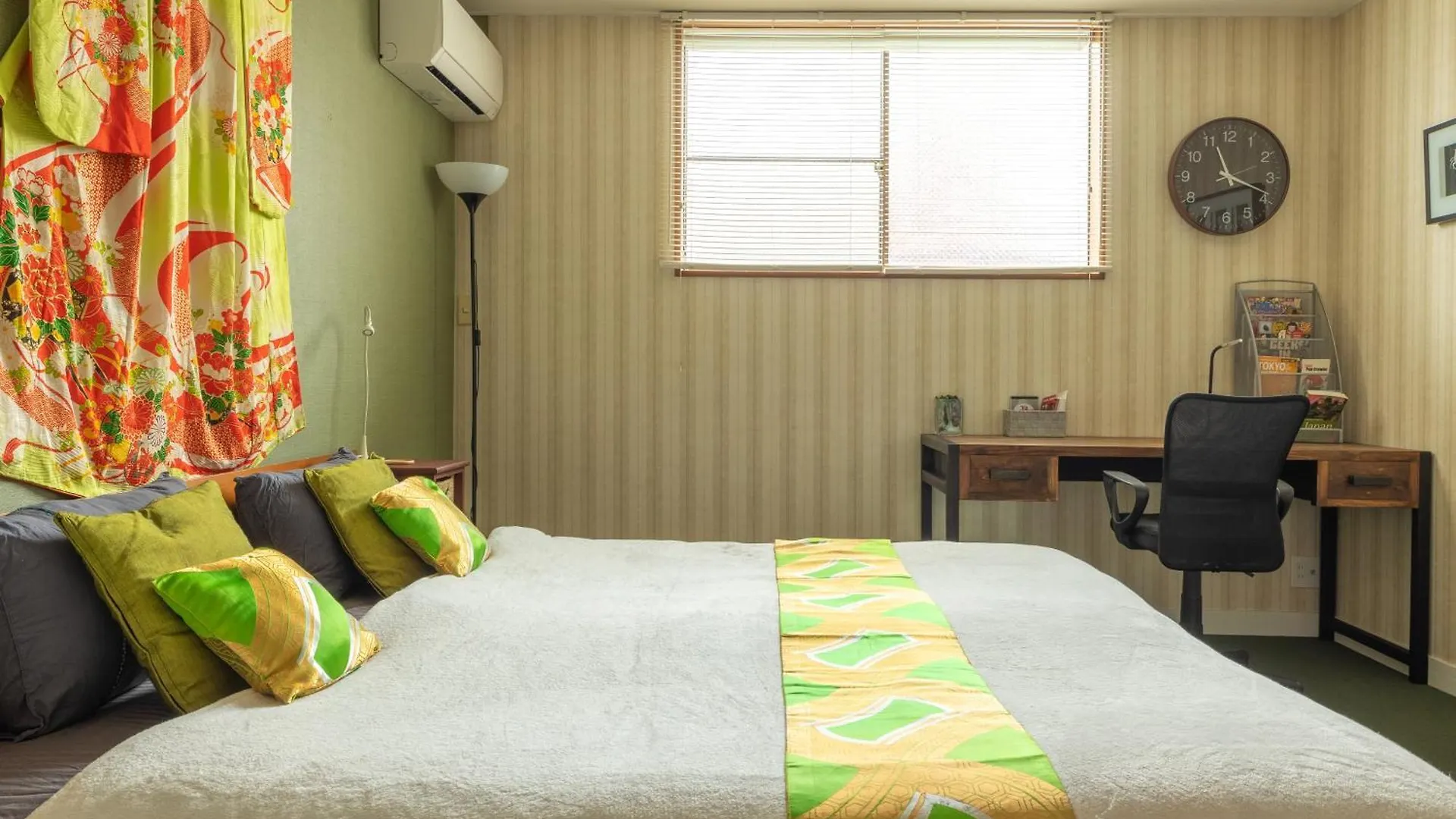 Apartment The Ivy Apartments, Best Location, Yoyogi!! Tokyo