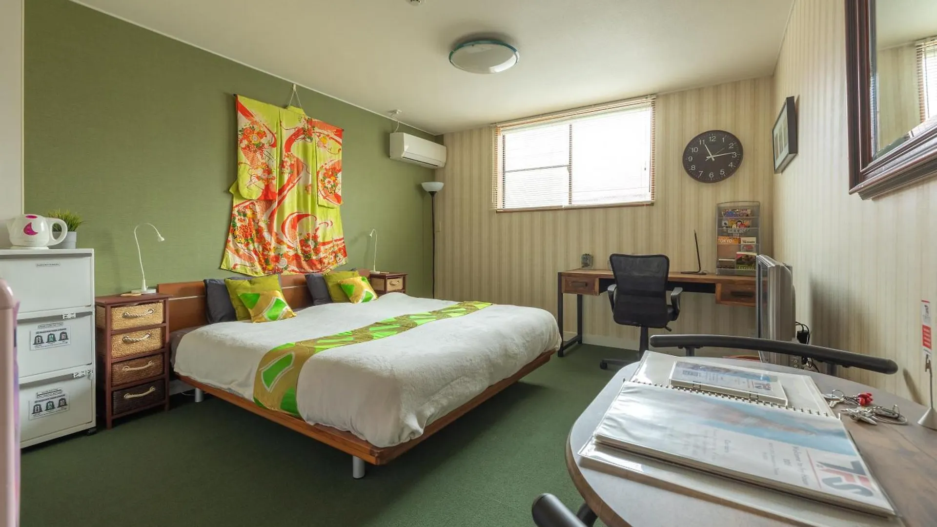 The Ivy Apartments, Best Location, Yoyogi!! Tokyo Apartment