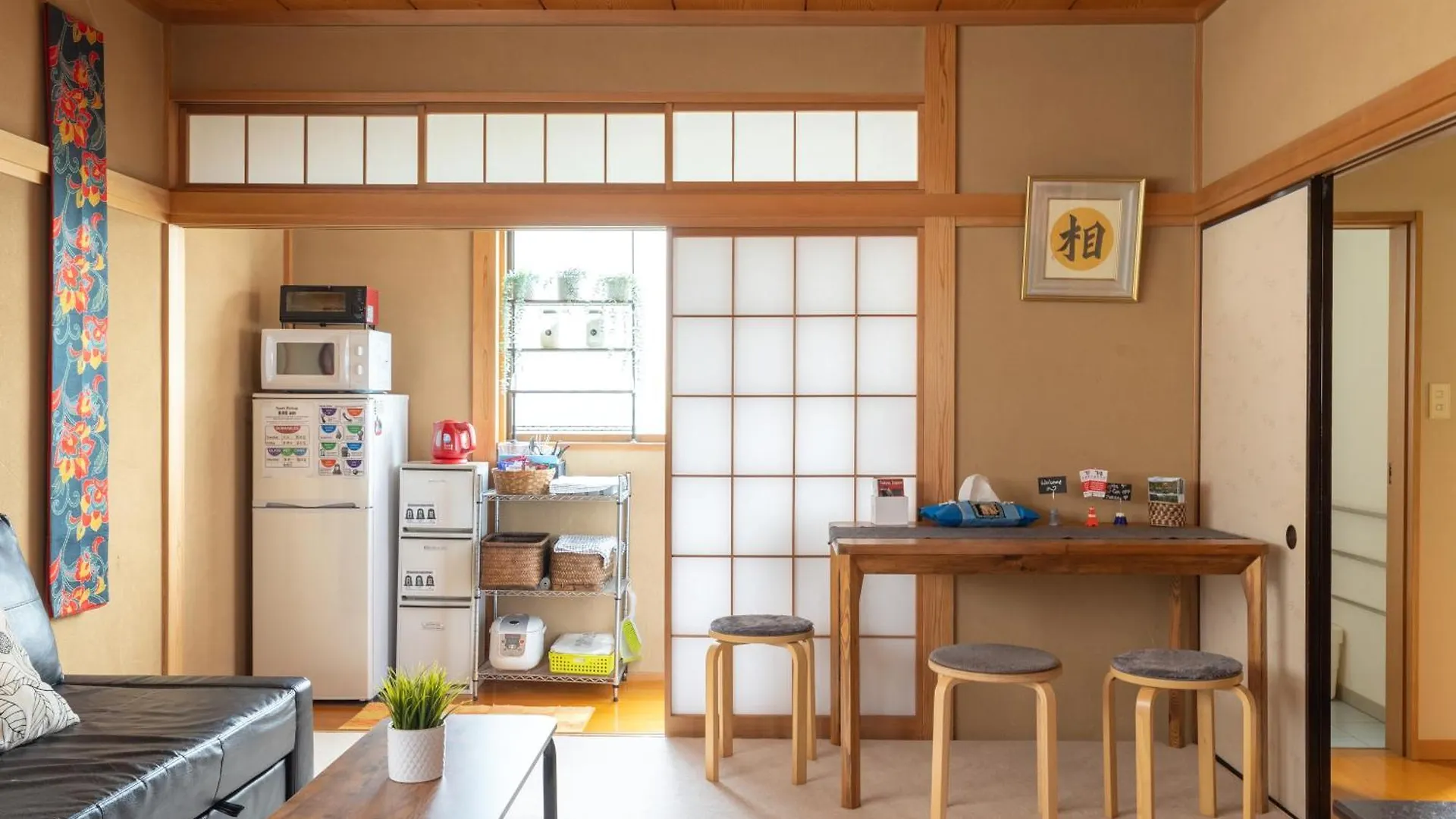 Apartment The Ivy Apartments, Best Location, Yoyogi!! Tokyo