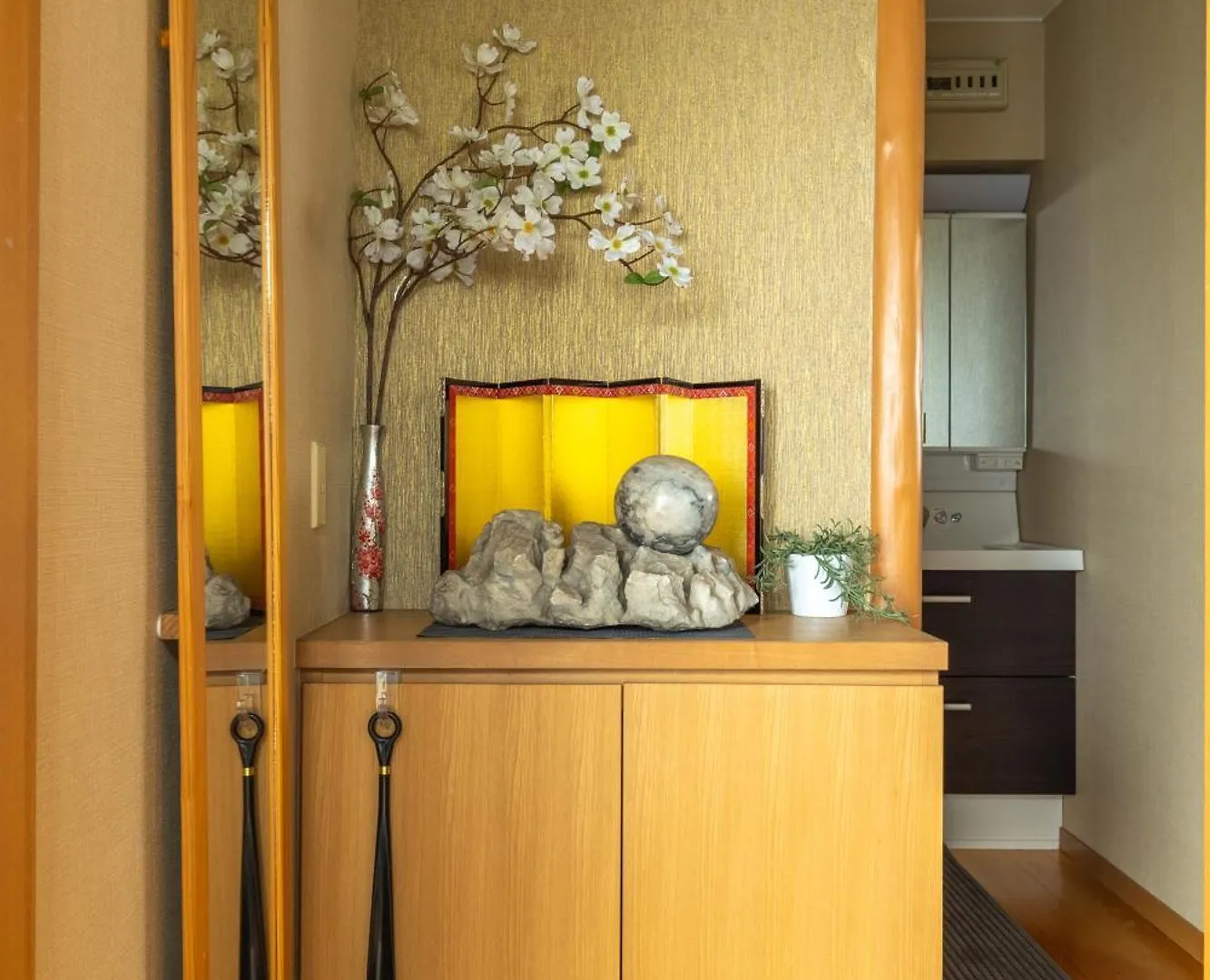 The Ivy Apartments, Best Location, Yoyogi!! Tokyo Apartment