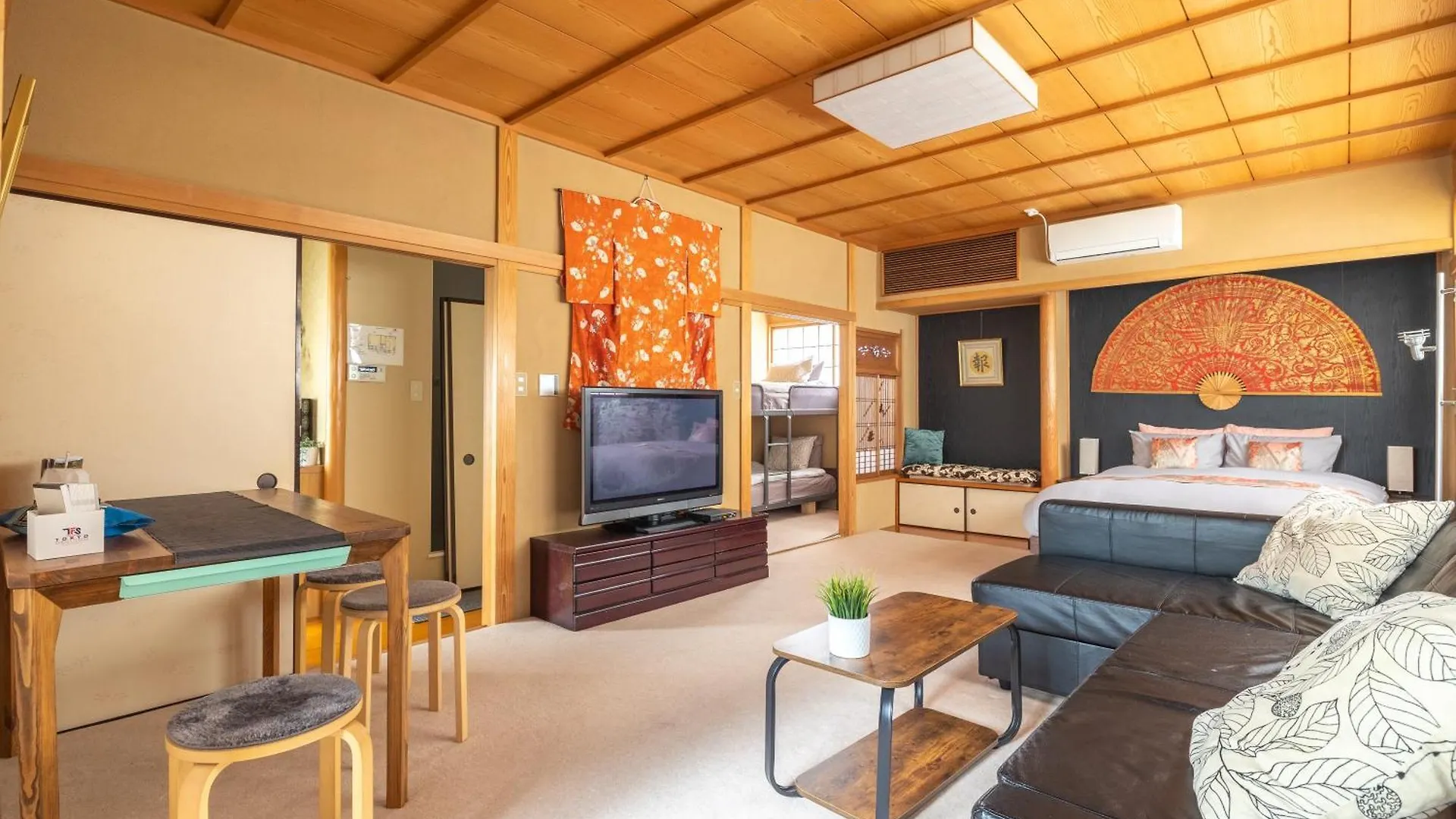 The Ivy Apartments, Best Location, Yoyogi!! Tokyo